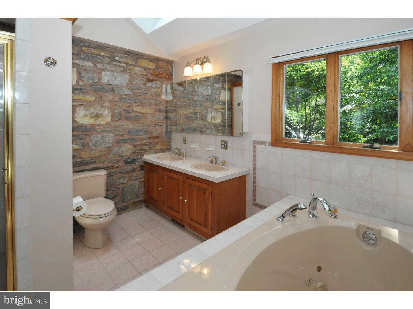 340 Dreshertown Road Fort Washington, PA 19034 - Photo 16 of 25 Master Bathroom