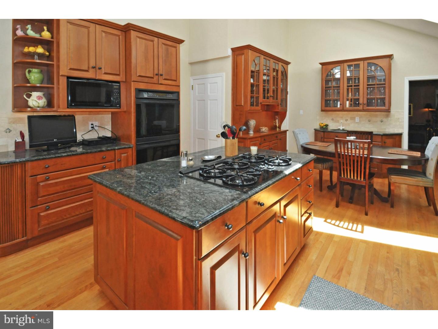 340 Dreshertown Road Fort Washington, PA 19034 - Photo 7 of 25 Kitchen