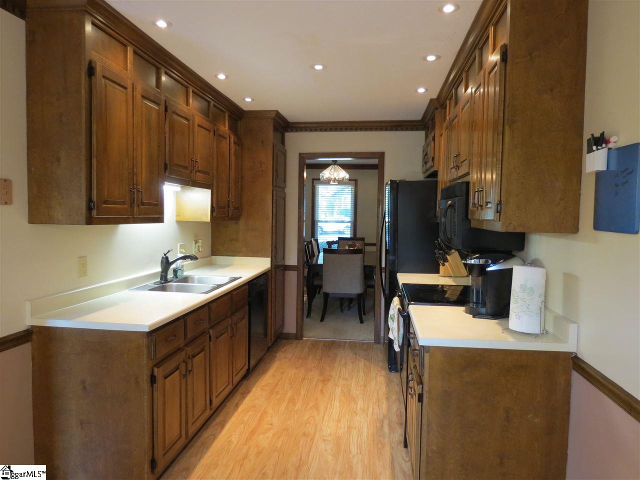 518 Fruitville Road Greenville, SC 29607 - Photo 13 of 35 Look at the solid wood cabinetry, quality!!