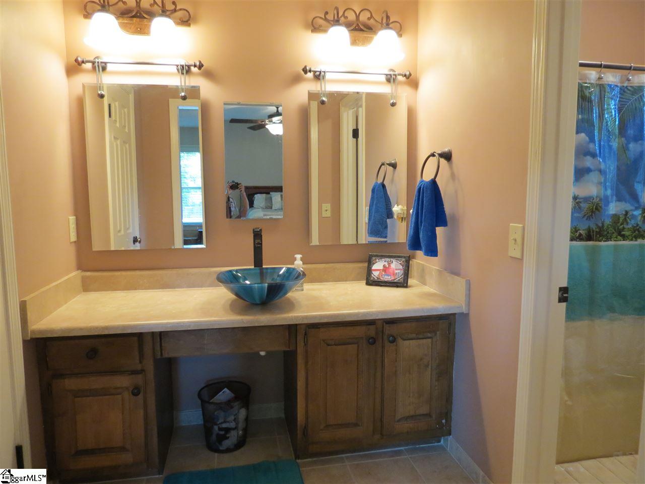 518 Fruitville Road Greenville, SC 29607 - Photo 22 of 35 Check out the pretty sink bowl!