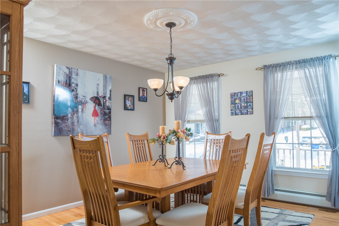 211 Mohawk Trail Cranston, RI 02921 - Photo 5 of 14 Gallery Image 5