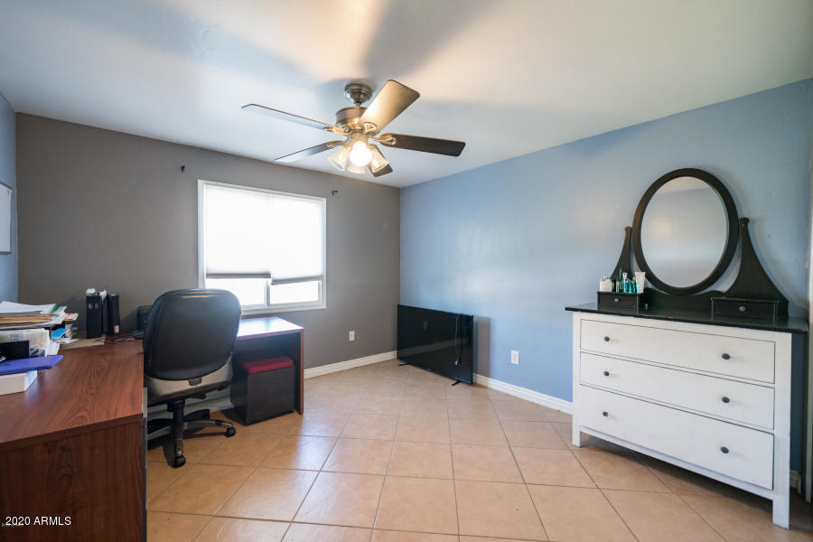 6135 West Berkeley Road Phoenix, AZ 85035 - Photo 15 of 29 20200220205628995576000000-o