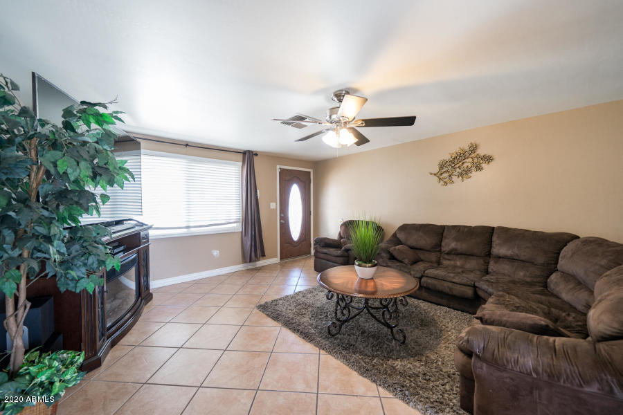 6135 West Berkeley Road Phoenix, AZ 85035 - Photo 8 of 29 20200220205722790672000000-o