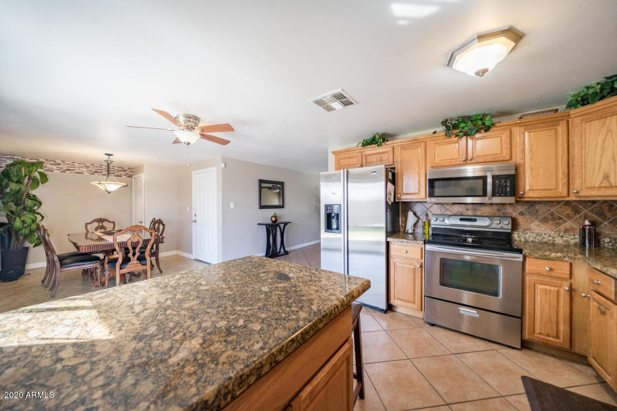 6135 West Berkeley Road Phoenix, AZ 85035 - Photo 9 of 29 20200220205546182547000000-o