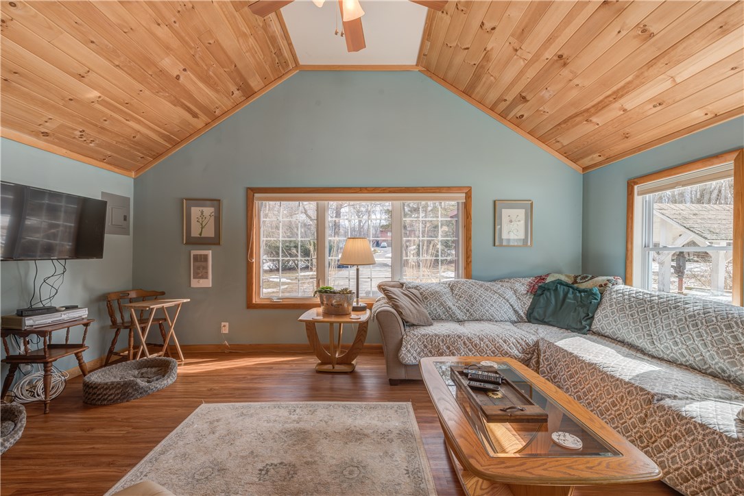 325 Ide Road Scituate, RI 02857 - Photo 16 of 40