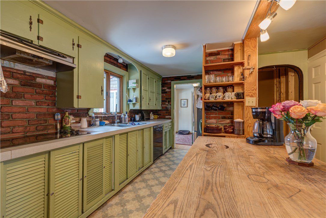 325 Ide Road Scituate, RI 02857 - Photo 20 of 40