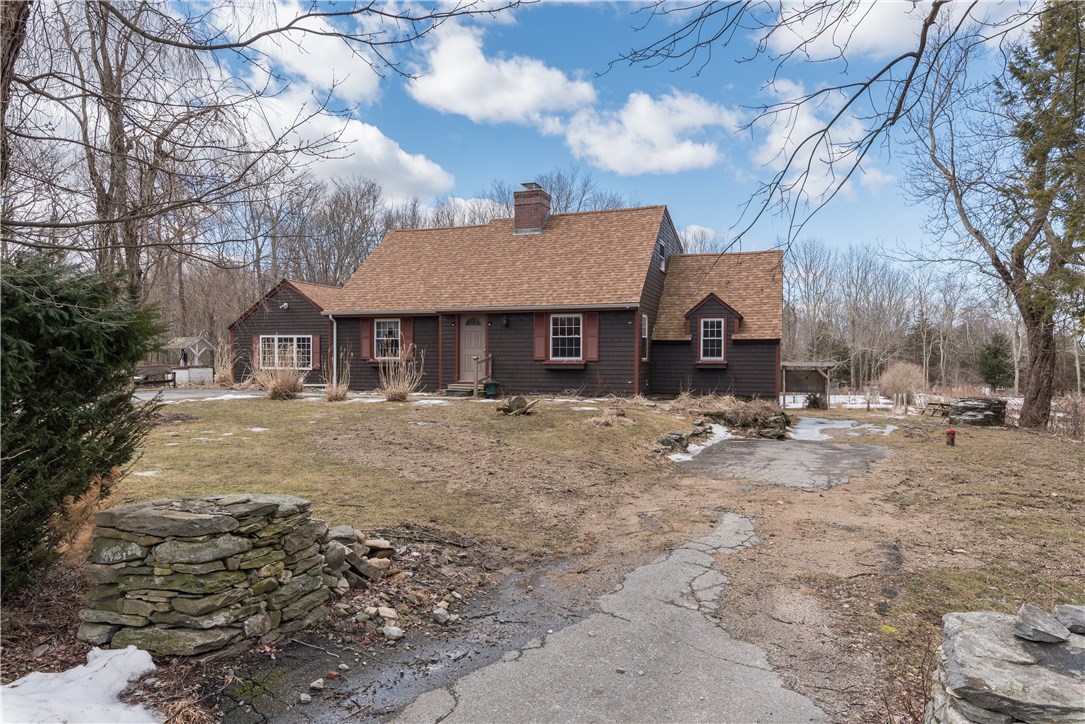 325 Ide Road Scituate, RI 02857 - Photo 2 of 40