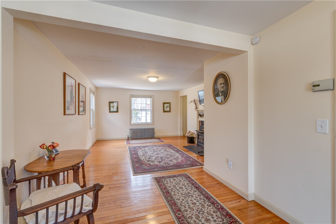 325 Ide Road Scituate, RI 02857 - Photo 21 of 40