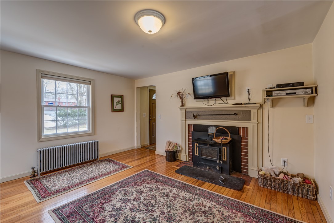 325 Ide Road Scituate, RI 02857 - Photo 24 of 40