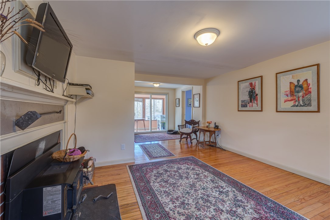 325 Ide Road Scituate, RI 02857 - Photo 31 of 40