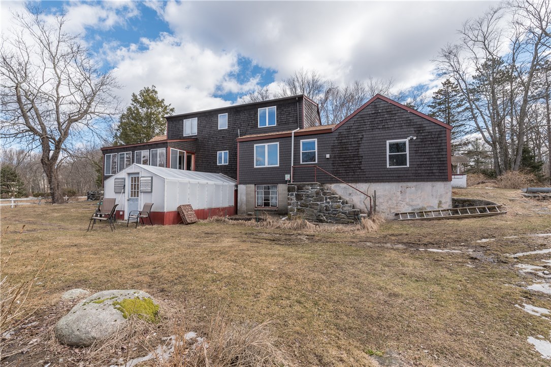 325 Ide Road Scituate, RI 02857 - Photo 8 of 40