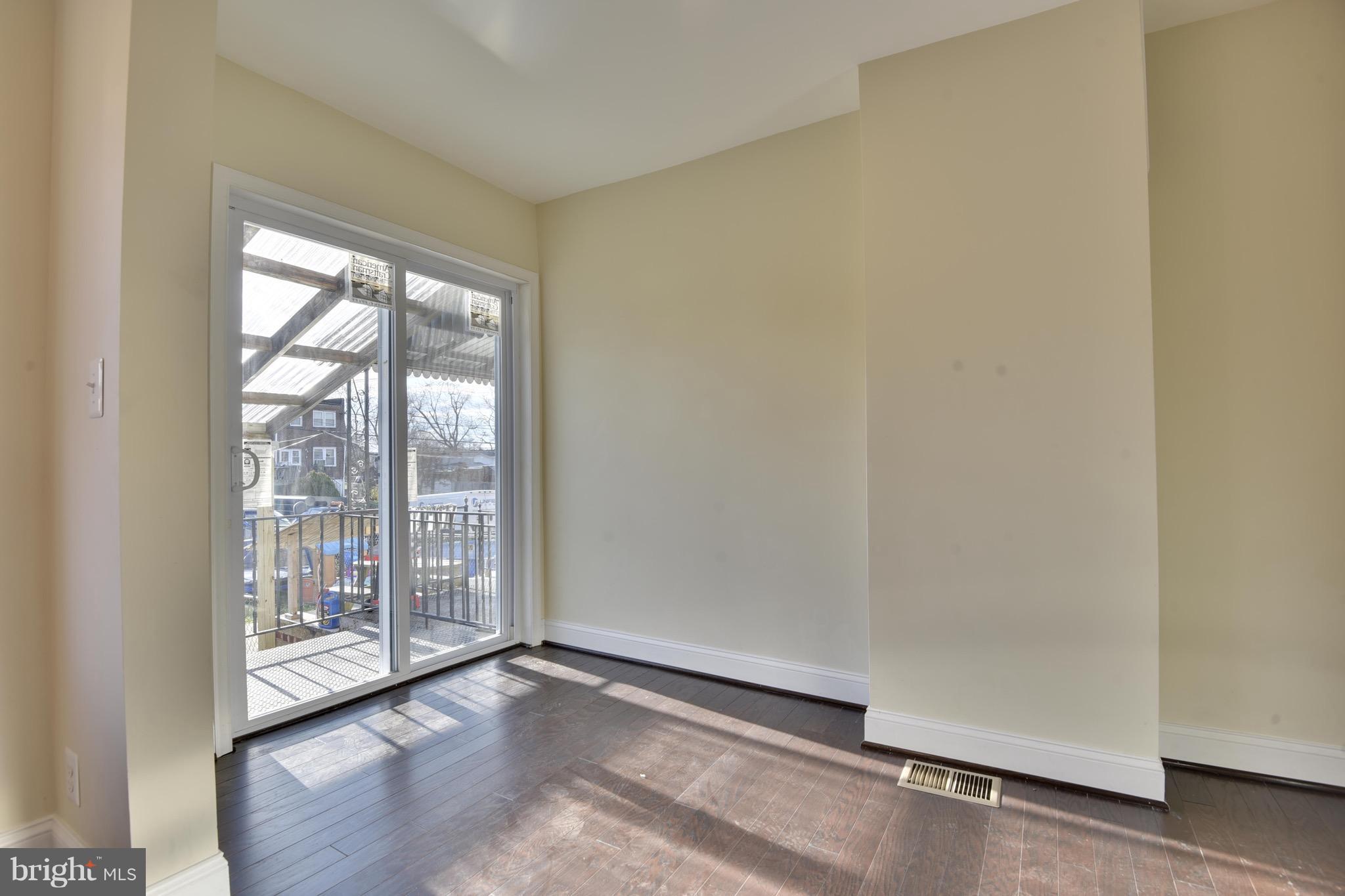 333 West Arundel Road Baltimore, MD 21225 - Photo 7 of 20 Dining Room