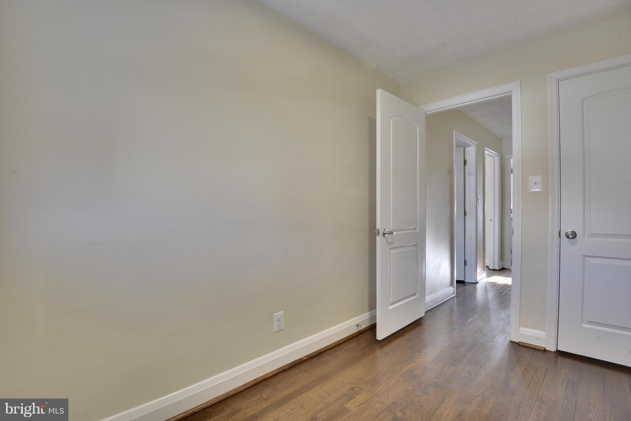 333 West Arundel Road Baltimore, MD 21225 - Photo 10 of 20 Bedroom