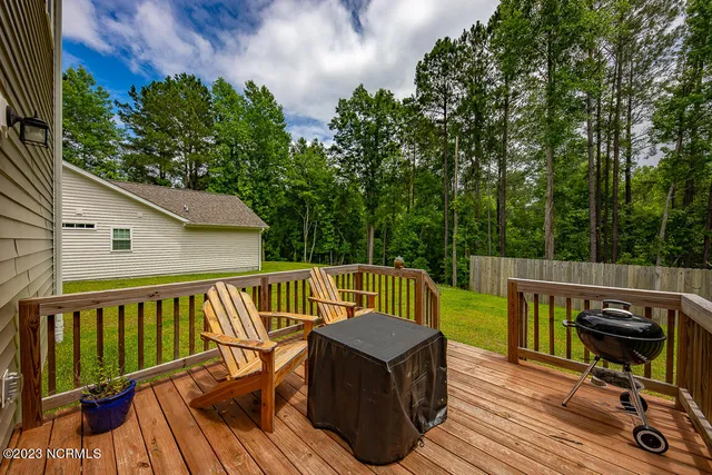 $2,400 | 105 Nice Drive, New Bern, NC 28560