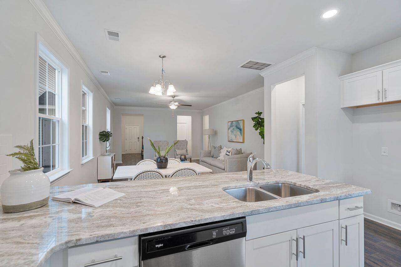 8736 Revival Road North Charleston, SC 29420 - Photo 6 of 19 -231cbrz