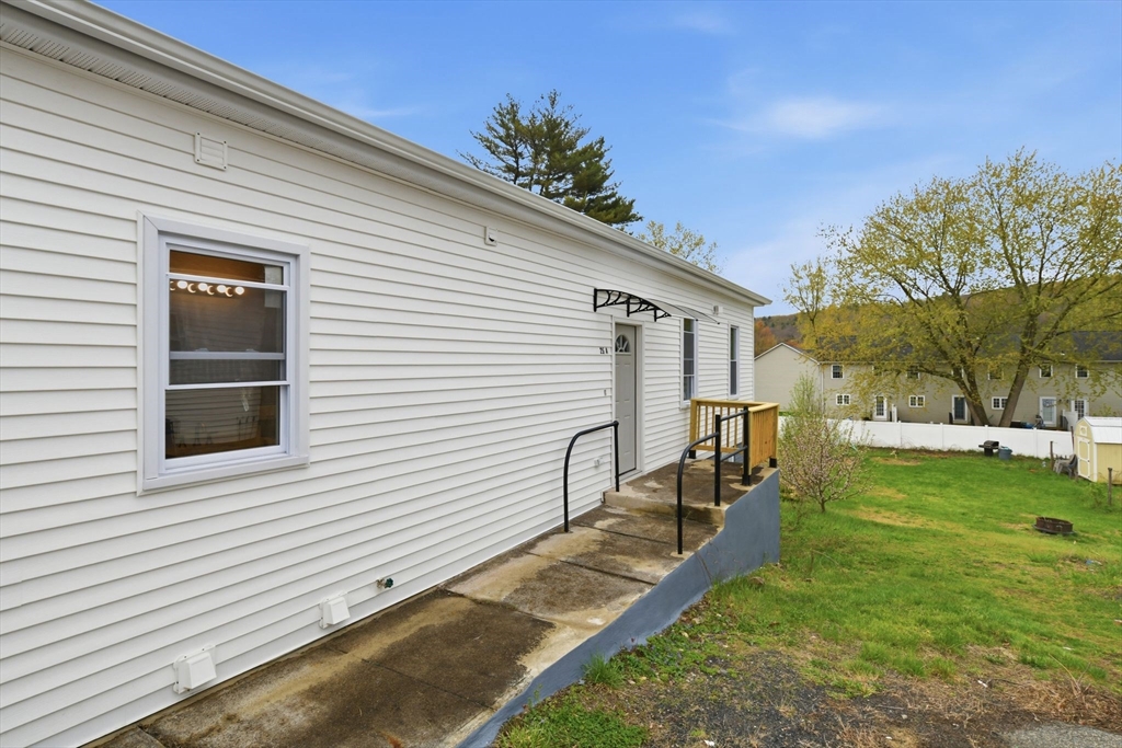 25 Bourne Street Three Rivers, MA 01080 - Photo 2 of 41