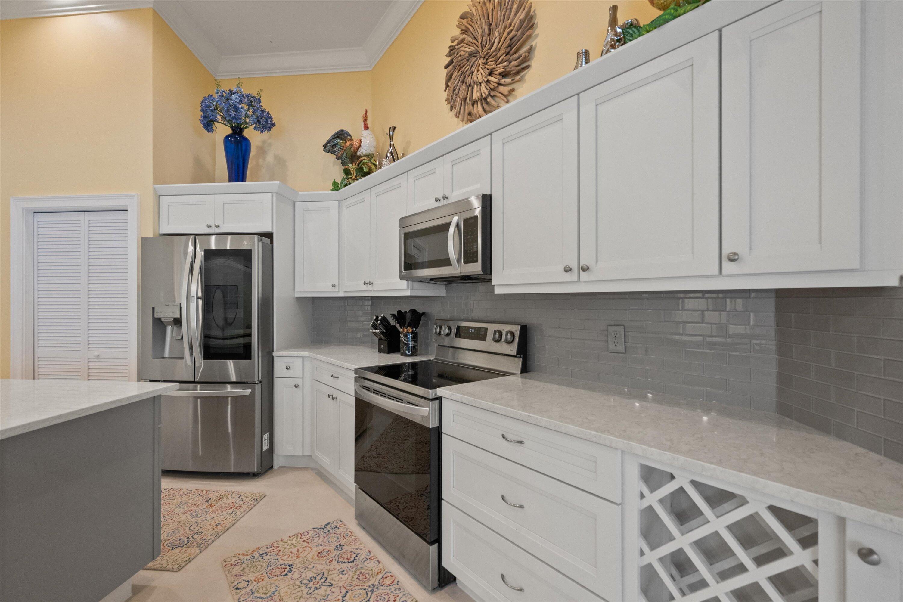 14598 Halter Road Wellington, FL 33414 - Photo 14 of 61 14-08-DSC_1212