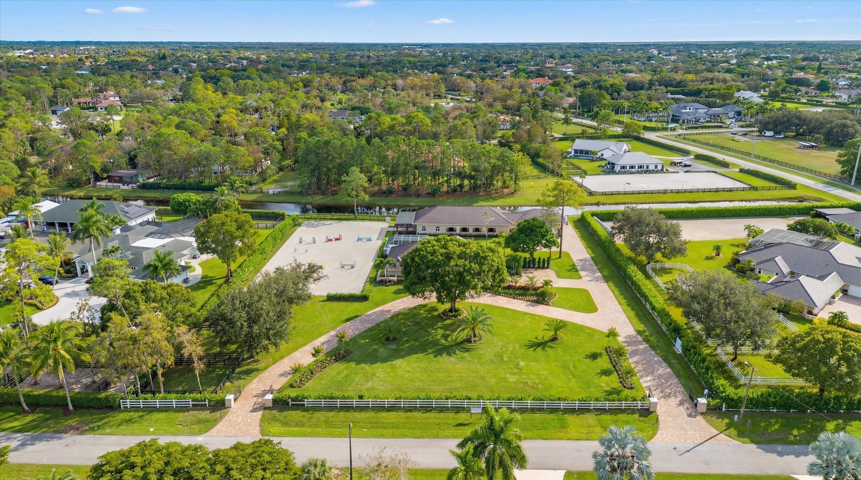 14598 Halter Road Wellington, FL 33414 - Photo 59 of 61 59-hf_20260124_165942_74bf2fa0-84af-4c6d