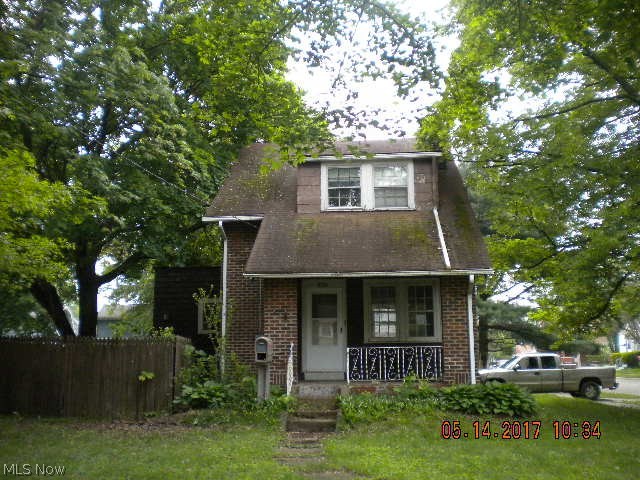 1636 Hampton Road Akron, OH 44305 - Photo 1 of 14