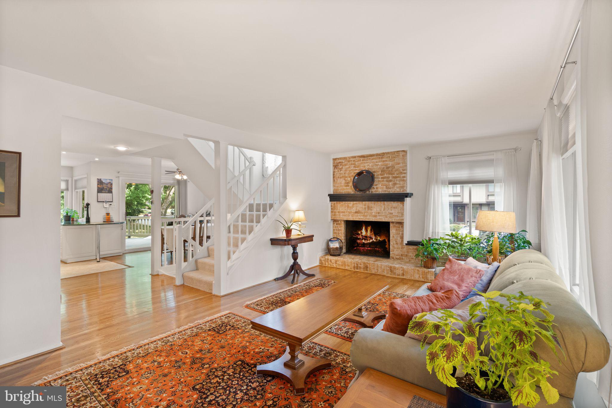 2029 Winged Foot Court Reston, VA 20191 - Photo 4 of 55 Gallery Image 4