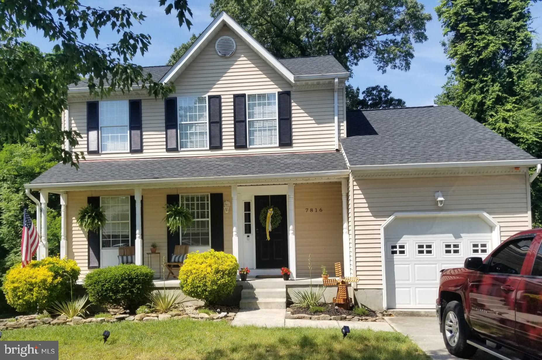 Beautiful Renovated Home w/new roof