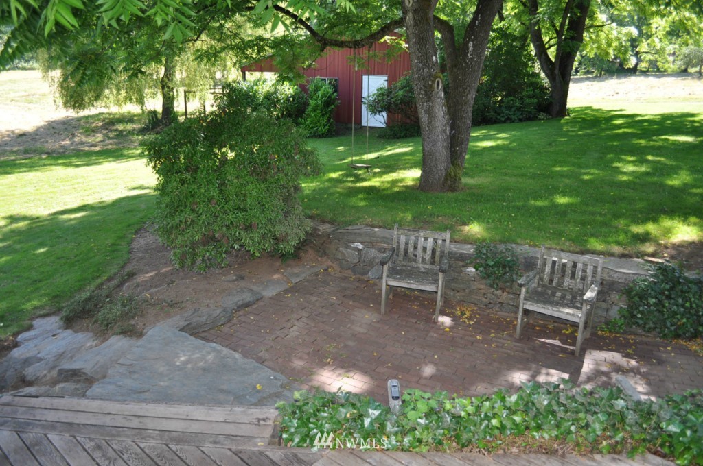 988 West Laurel Road Ferndale, WA 98248 - Photo 2 of 15 Gallery Image 2