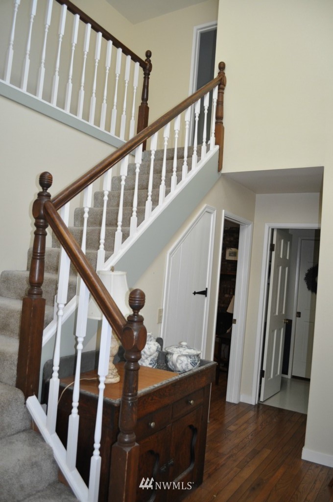 988 West Laurel Road Ferndale, WA 98248 - Photo 4 of 15 Gallery Image 4