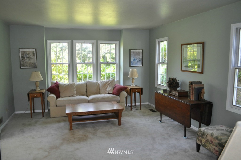 988 West Laurel Road Ferndale, WA 98248 - Photo 5 of 15 Gallery Image 5