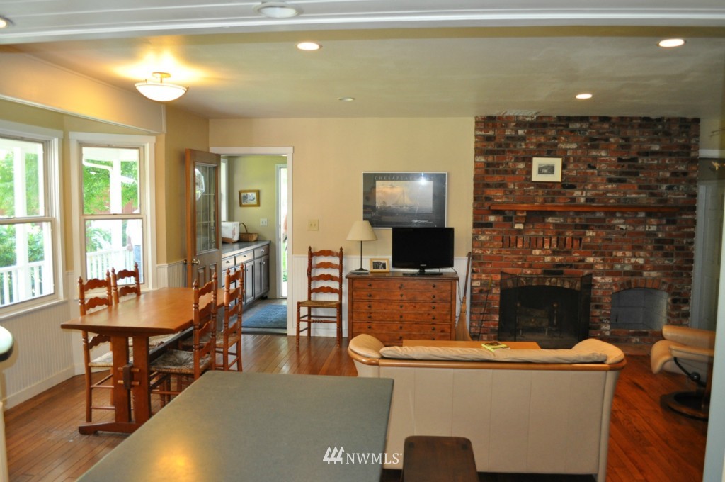 988 West Laurel Road Ferndale, WA 98248 - Photo 6 of 15 Gallery Image 6