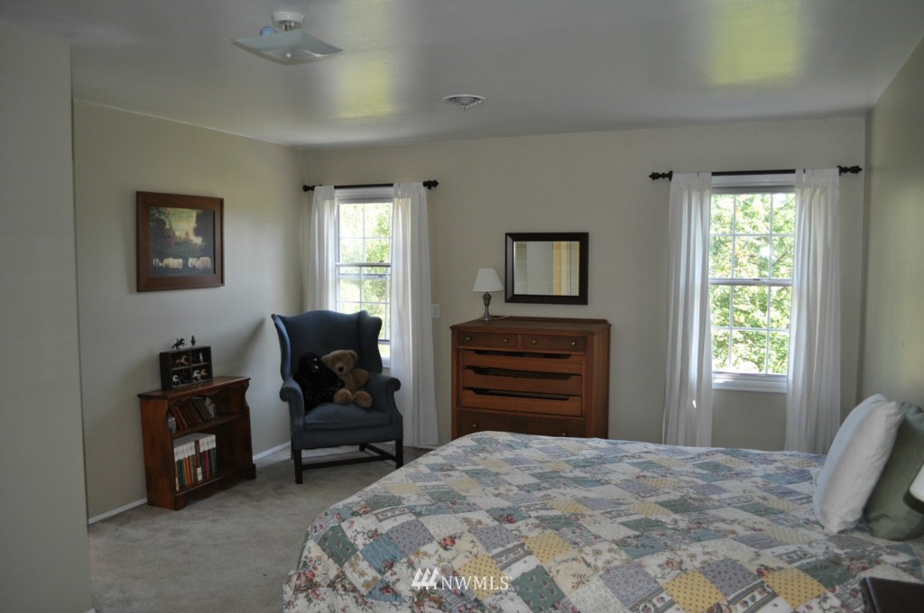 988 West Laurel Road Ferndale, WA 98248 - Photo 10 of 15 Gallery Image 10