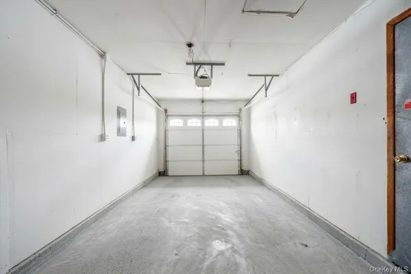 $699,000 | 21 Apple Blossom Lane, East Patchogue, NY 11772