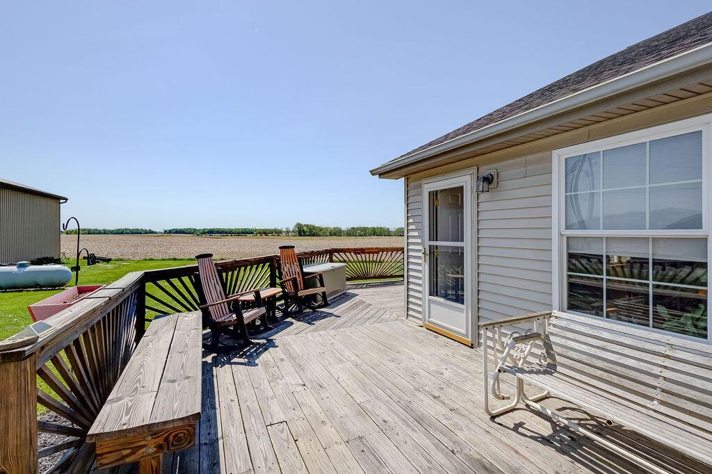 5090 Columbus Road Centerburg, OH 43011 - Photo 43 of 49 1-81