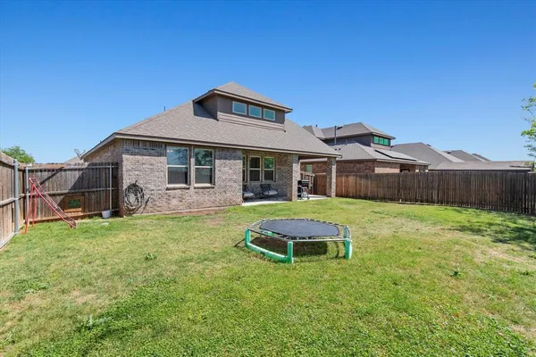 $325,000 | 163 Mockingbird Way, Caddo Mills, TX 75135