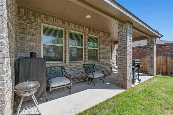 $325,000 | 163 Mockingbird Way, Caddo Mills, TX 75135