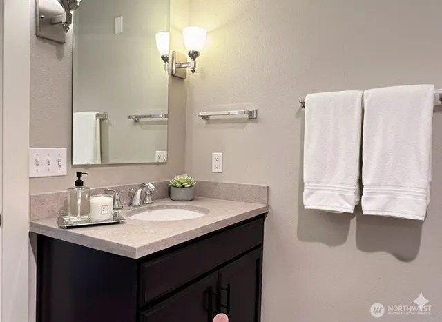 $528,950 | 15700 116th Avenue Northeast, Unit 204, Bothell, WA 98011