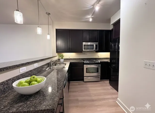 $528,950 | 15700 116th Avenue Northeast, Unit 204, Bothell, WA 98011