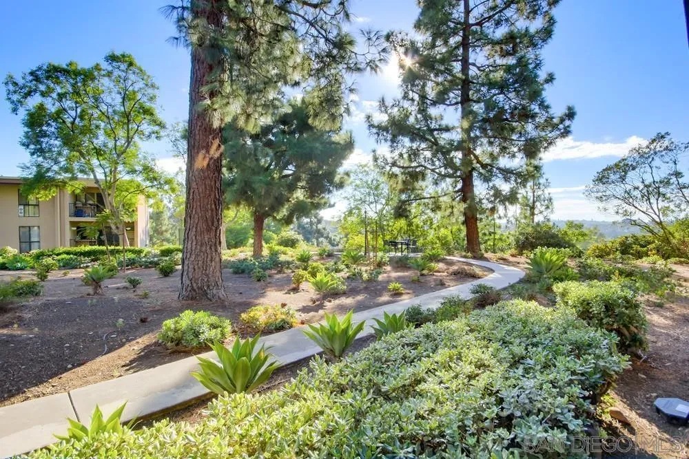 7858 Cowles Mountain Court, Unit D7 San Diego, CA 92119 - Photo 33 of 40 a view of yard with green space