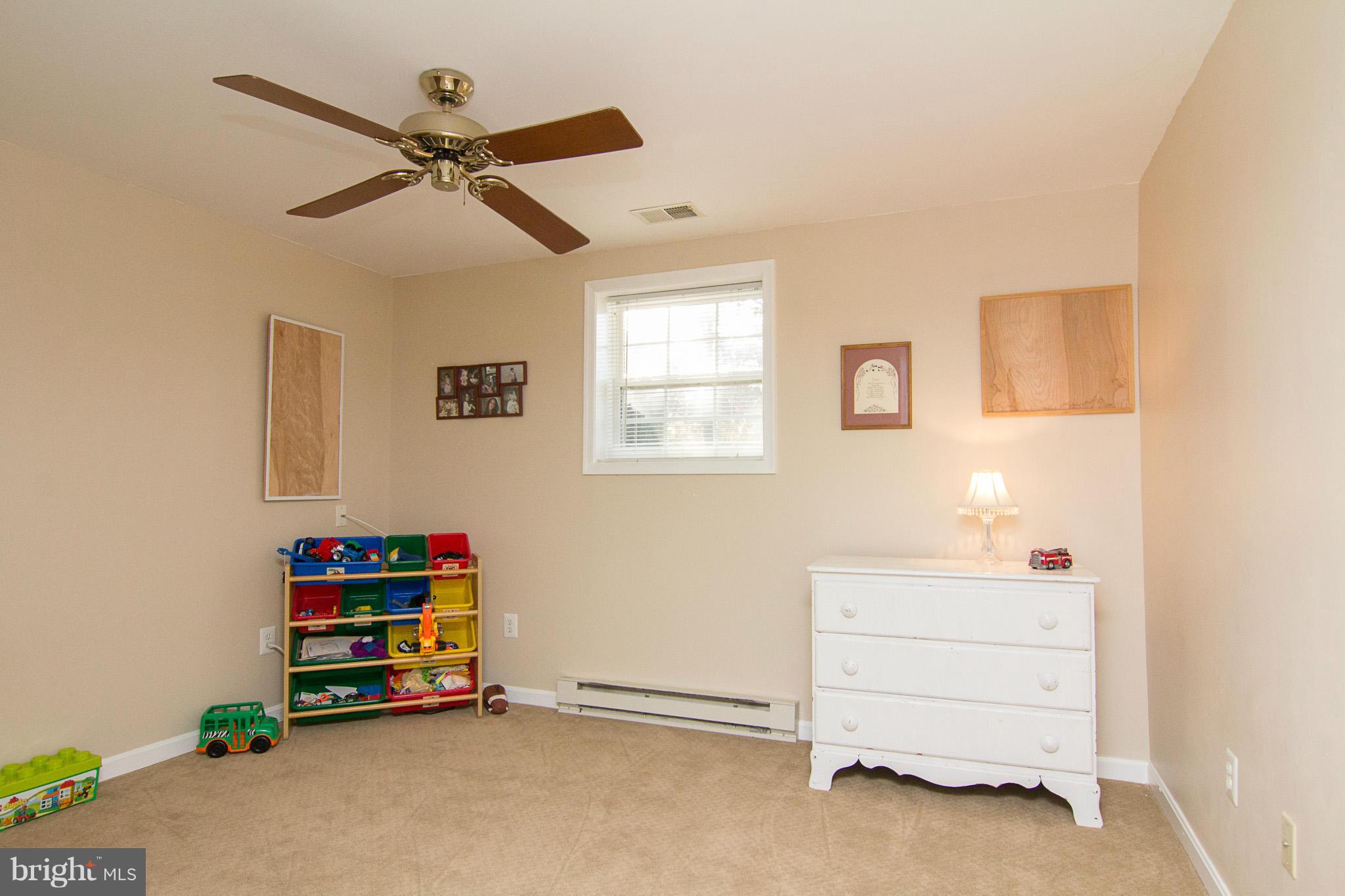 225 Roth Avenue Taneytown, MD 21787 - Photo 18 of 30 Bedroom