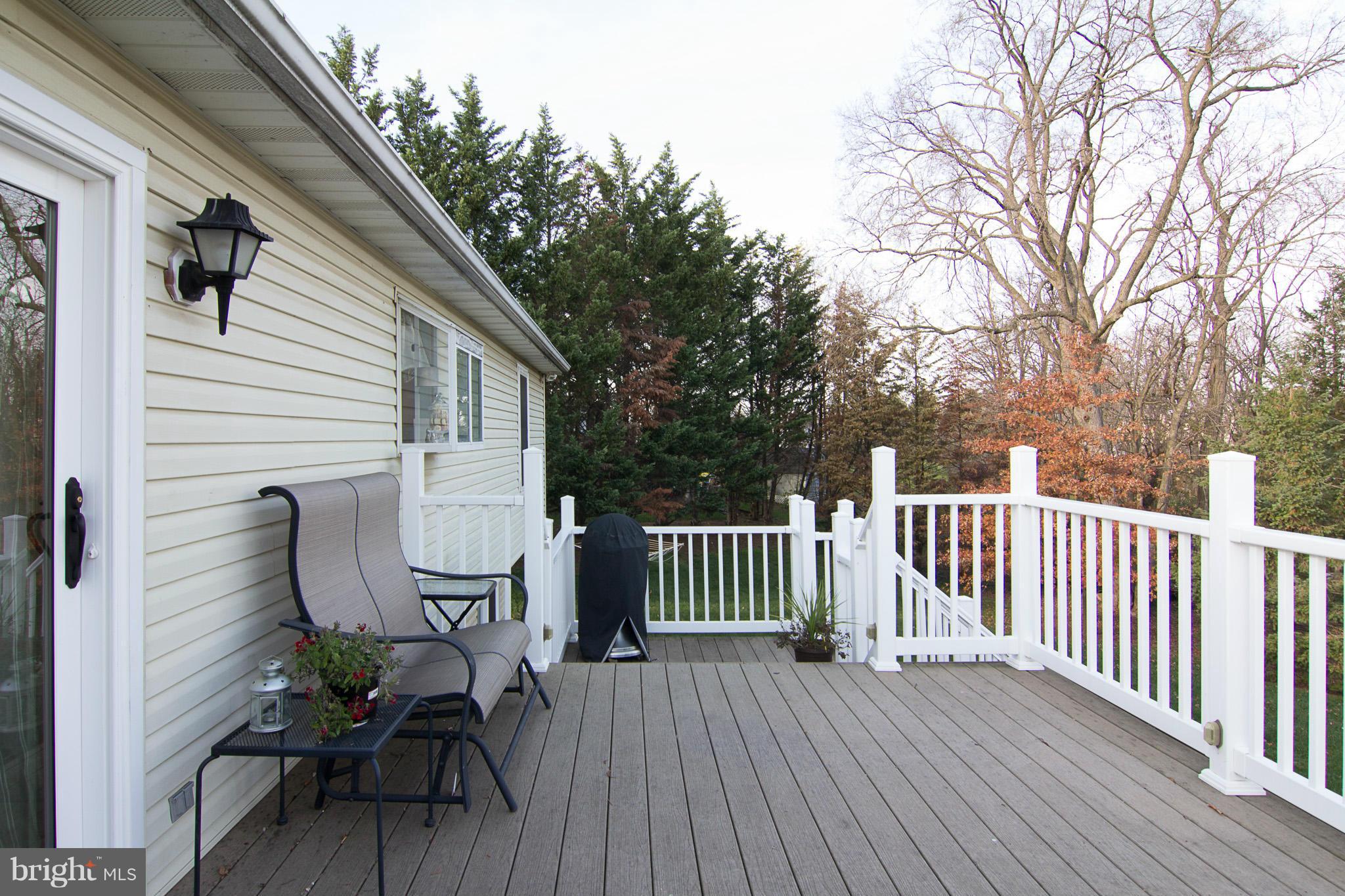 225 Roth Avenue Taneytown, MD 21787 - Photo 29 of 30 Exterior (Rear)