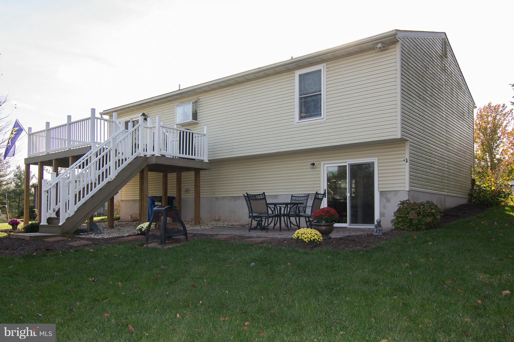 225 Roth Avenue Taneytown, MD 21787 - Photo 30 of 30 Exterior (Rear)