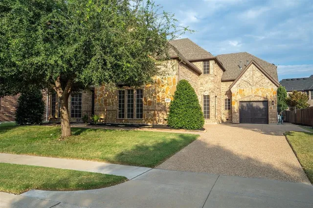 $1,225,000 | 2306 Trophy Club Drive, Trophy Club, TX 76262