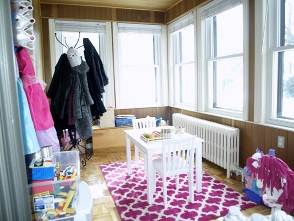 174 Court Road Winthrop, MA 02152 - Photo 5 of 13 Gallery Image 5