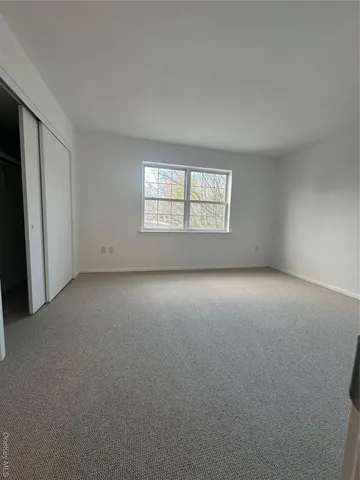 $395,000 | 854 East Crooked Hill Road, Pearl River, NY 10965