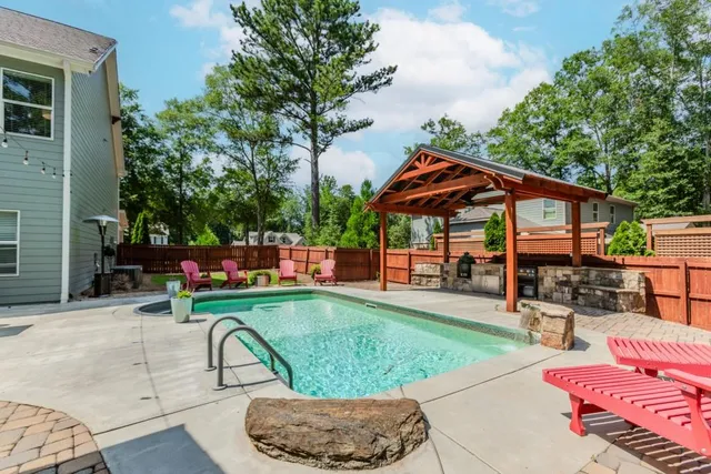 $765,000 | 520 Virginia Avenue, Jefferson, GA 30549