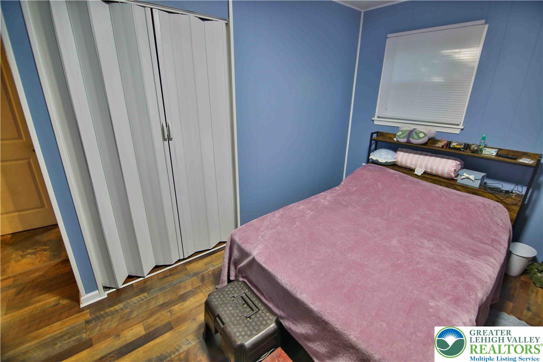 8657 South Loop Road Slatington, PA 18080 - Photo 10 of 32 Generous sized closets in this spacious bedroom.