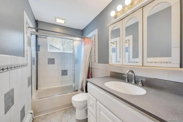 $675,000 | 175 Shelby Avenue, Holbrook, NY 11741