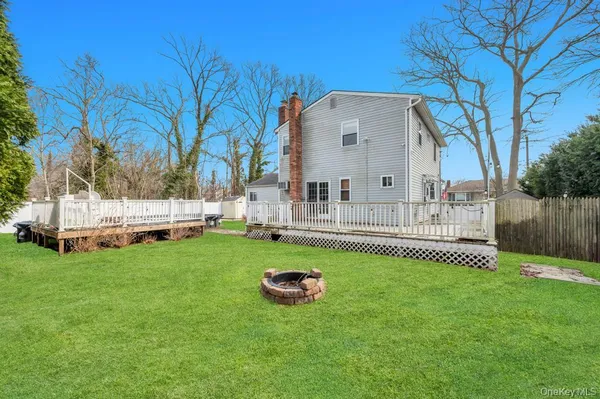 $675,000 | 175 Shelby Avenue, Holbrook, NY 11741