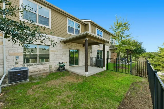 $2,150 | 516 East Slaughter Lane, Unit 2402, Austin, TX 78744