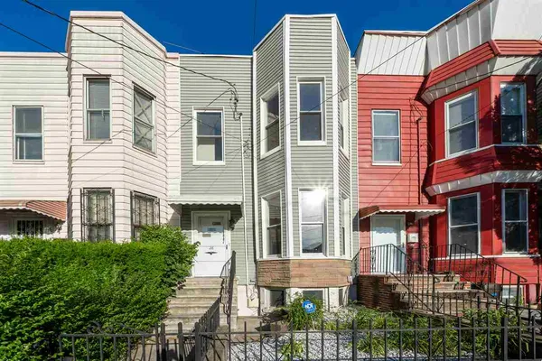 $4,800 | 28 Jones Street, Jersey City, NJ 07306