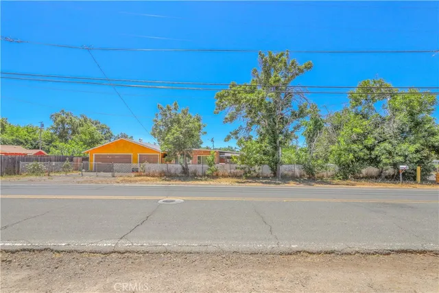 a view of a house with a street view
